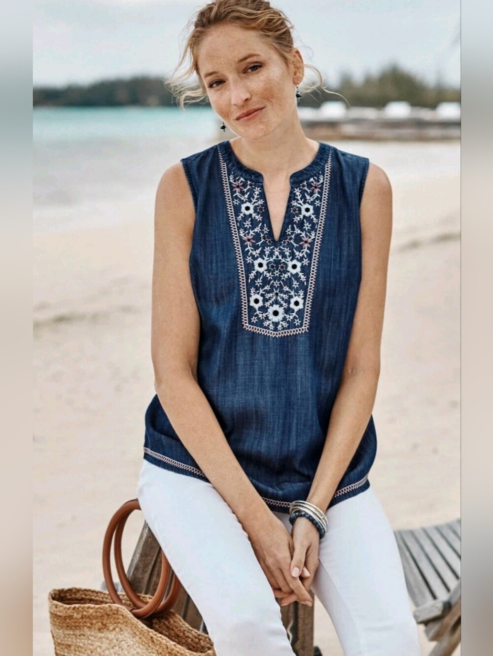 NWT J. Jill Denim Embroidered Sleeveless Top Tank XL Indigo Chambray